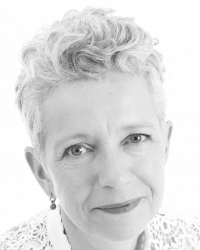 Anna Reynolds MClinSci, PGDip, BA Hons. Psychoanalytic Psychotherapist Anna Reynolds MClinSci, PGDip, BA Hons. Psychoanalytic Psychotherapist