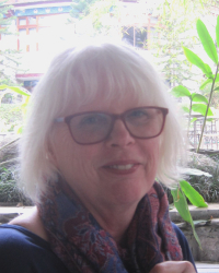 Sue McRitchie BACP (Accred), MSc, Dip.Couns.,Dip.Add.,Adv.Cert.Sup. Sue McRitchie BACP (Accred), MSc, Dip.Couns.,Dip.Add.,Adv.Cert.Sup.