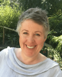 Emma Cameron, MA. Integrative Arts Psychotherapist UKCP, HCPC Emma Cameron, MA. Integrative Arts Psychotherapist UKCP, HCPC