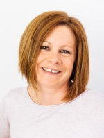 Julie Easterbrook FdSc, MBACP Julie Easterbrook FdSc, MBACP