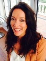 Sally Hilton Integrative Psychotherapist (UKCP reg.) Online Specialist Sally Hilton Integrative Psychotherapist (UKCP reg.) Online Specialist
