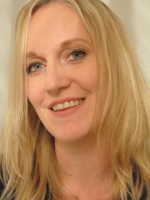 Anna Bassett BA (hons) PG Cert Therapeutic Play Skills MBACP Anna Bassett BA (hons) PG Cert Therapeutic Play Skills MBACP