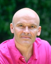 LAURENCE KNOTT, HPD, DipCogHyp, MNCH, MNLP Prac, BA (hons) LAURENCE KNOTT, HPD, DipCogHyp, MNCH, MNLP Prac, BA (hons)
