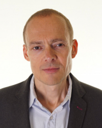 Tom Bailey (MA; BA (hons); Dip CP; Dip Hyp CS) Tom Bailey (MA; BA (hons); Dip CP; Dip Hyp CS)