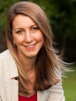 Dr Laura Wyness (PhD, MSc, BSc, RNutr) Dr Laura Wyness (PhD, MSc, BSc, RNutr)