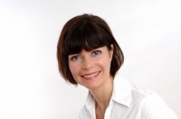 Caroline Peyton ND, Dip NNT, D.Ir, NNA, CNHC Caroline Peyton ND, Dip NNT, D.Ir, NNA, CNHC